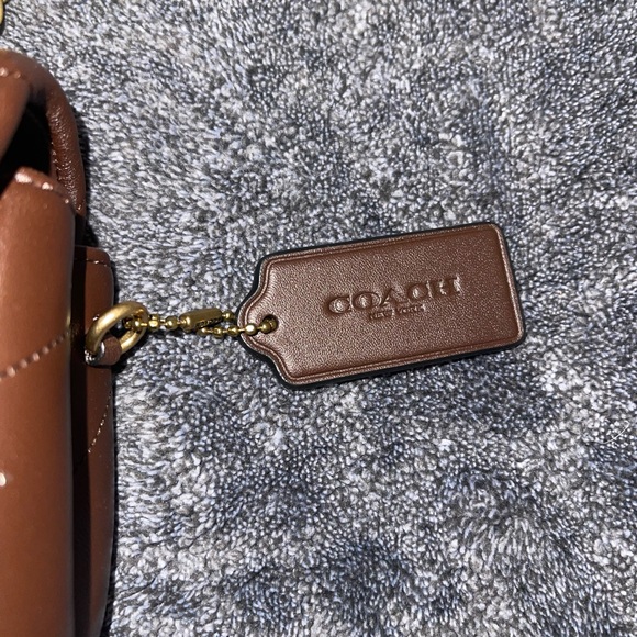 Tabby Shoulder Bag 20 With Pillow Quilting - Picture 10 of 11